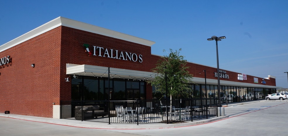 11710 Broadway St, Pearland, TX for sale - Primary Photo - Image 1 of 1