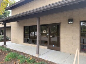 6489 Calle Real, Goleta, CA à louer Photo intérieure- Image 1 de 7