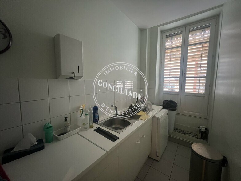 31 Rue Roquelaine, Toulouse for lease - Building Photo - Image 2 of 5