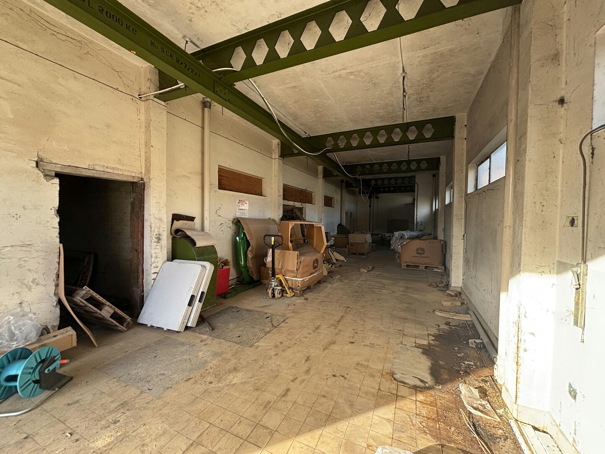 Barony Rd, Nantwich for lease Interior Photo- Image 1 of 3