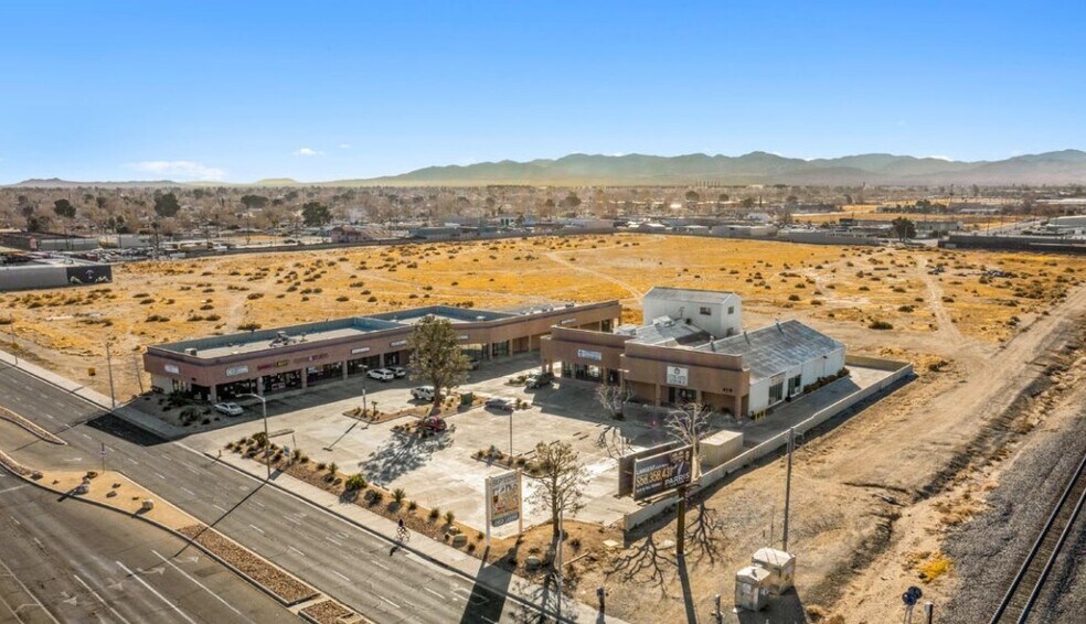 408-418 W Avenue J, Lancaster, CA for lease - Aerial - Image 1 of 15