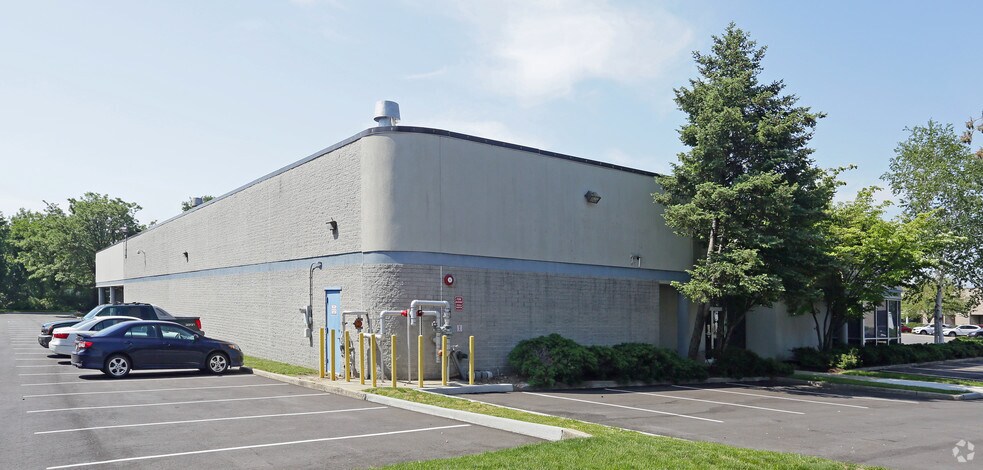 200-230 Sea Ln, Farmingdale, NY à louer - Photo du bâtiment - Image 2 de 20