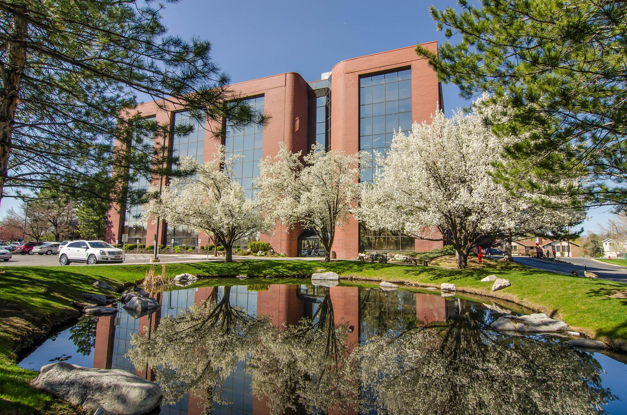 310 E 4500 S, Murray, UT for lease Primary Photo- Image 1 of 11