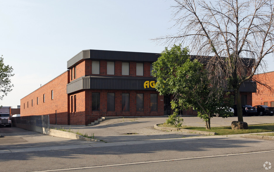 5616 Mcadam Rd, Mississauga, ON for lease - Primary Photo - Image 1 of 2