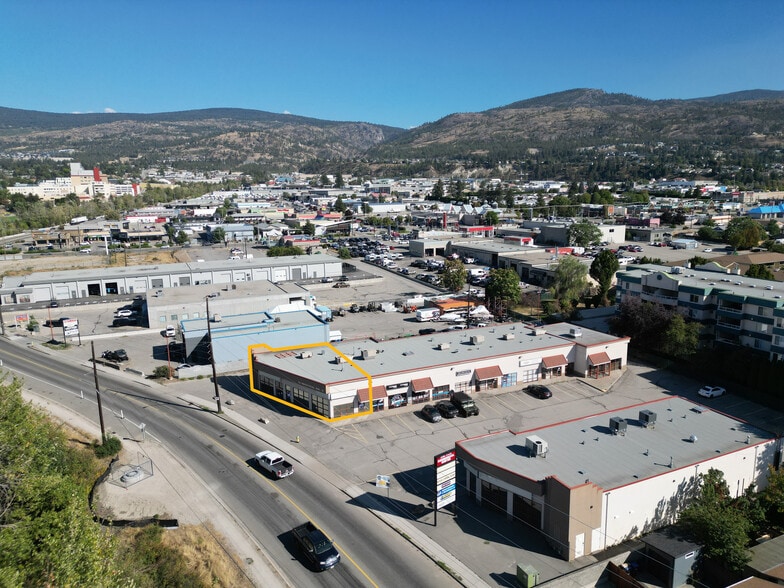 78 Industrial Av W, Penticton, BC à louer - Photo du bâtiment - Image 2 de 2