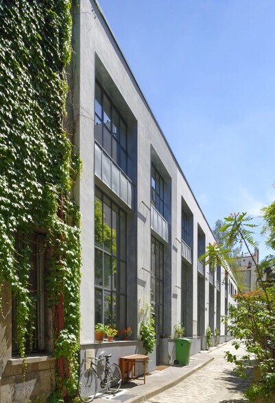 70 Rue René Boulanger, Paris à louer - Photo du bâtiment - Image 2 de 7