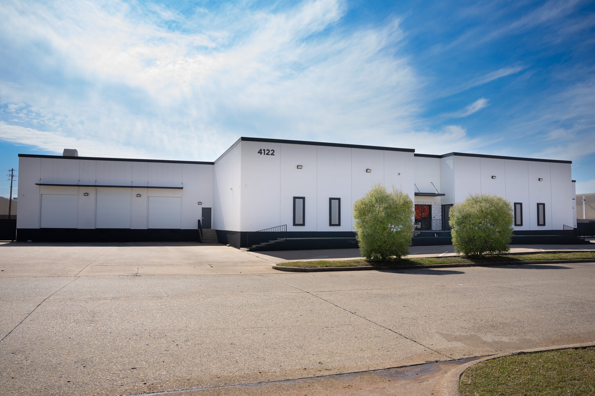 4122 Billy Mitchell Dr, Addison, TX à vendre Photo du bâtiment- Image 1 de 1