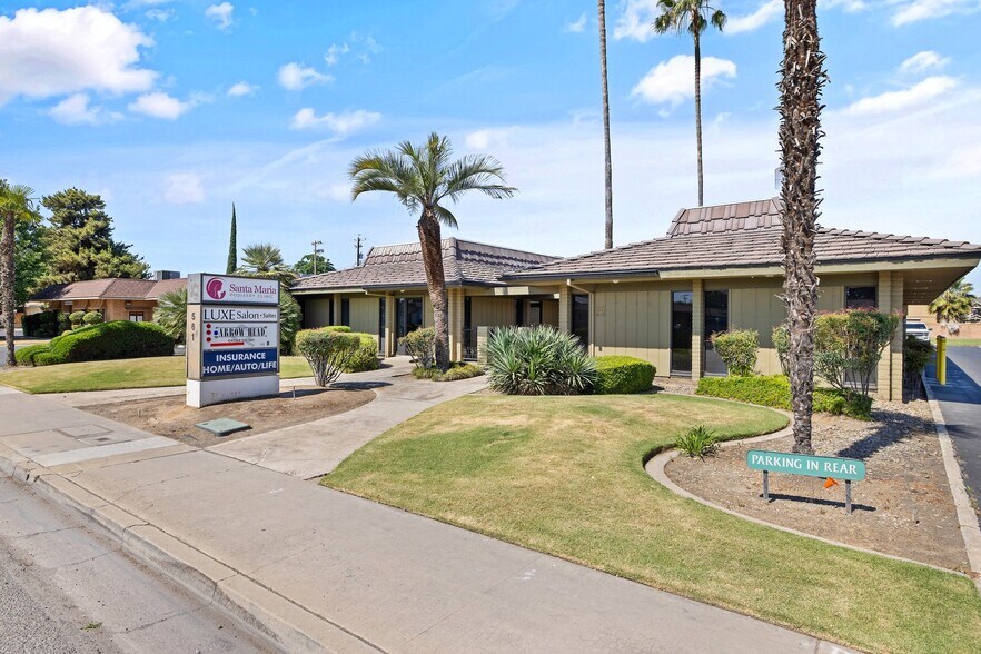 561 N Alta Ave, Dinuba, CA à louer - Photo du bâtiment - Image 3 de 56