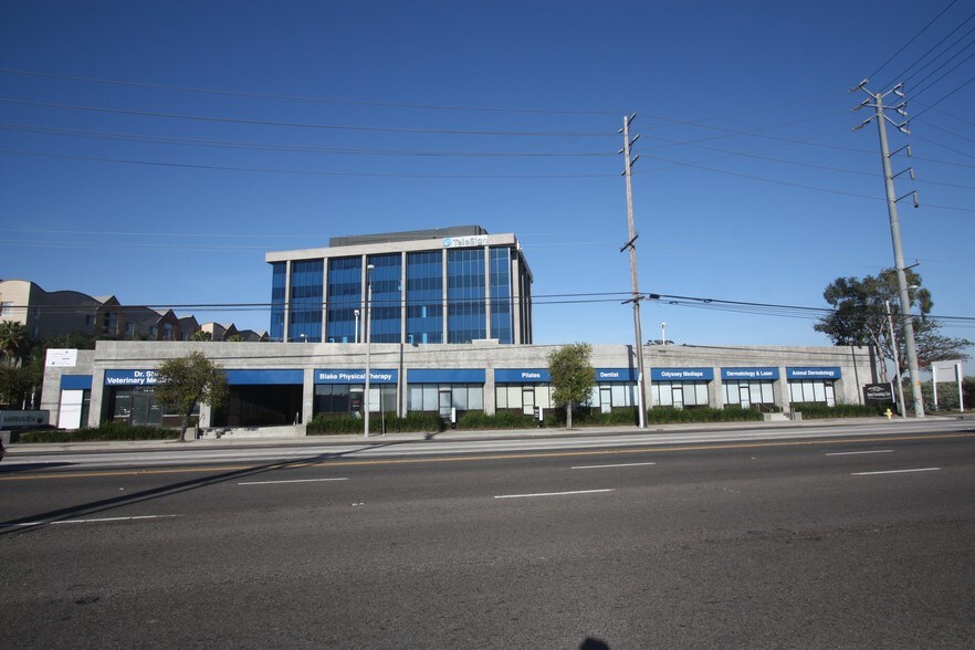 4816-4834 Lincoln Blvd, Marina Del Rey, CA à louer - Photo du bâtiment - Image 2 de 10