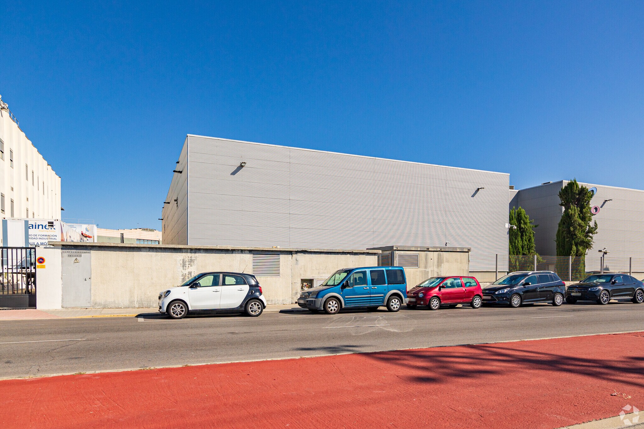 8 Calle Laguna, Alcorcón, Madrid for sale Primary Photo- Image 1 of 3