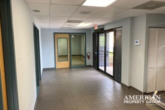 1341 10th St E, Palmetto, FL for lease Interior Photo- Image 2 of 10