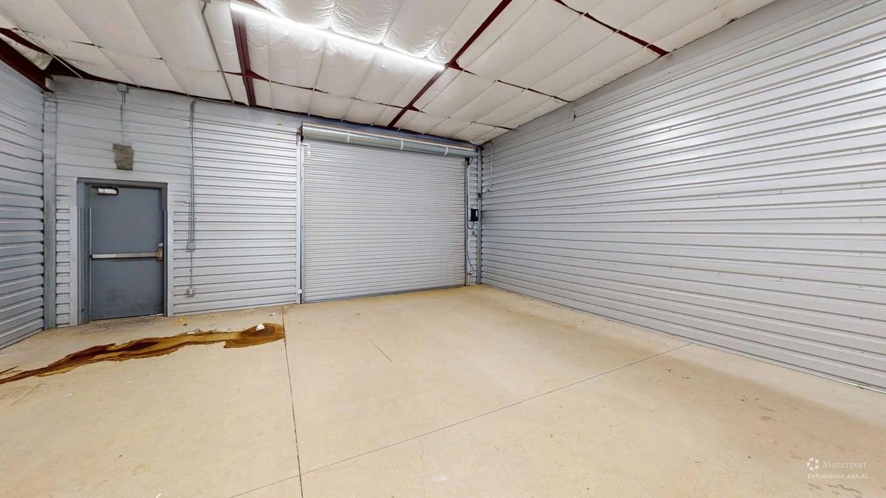8114 City Base Landing, San Antonio, TX for lease Interior Photo- Image 1 of 6