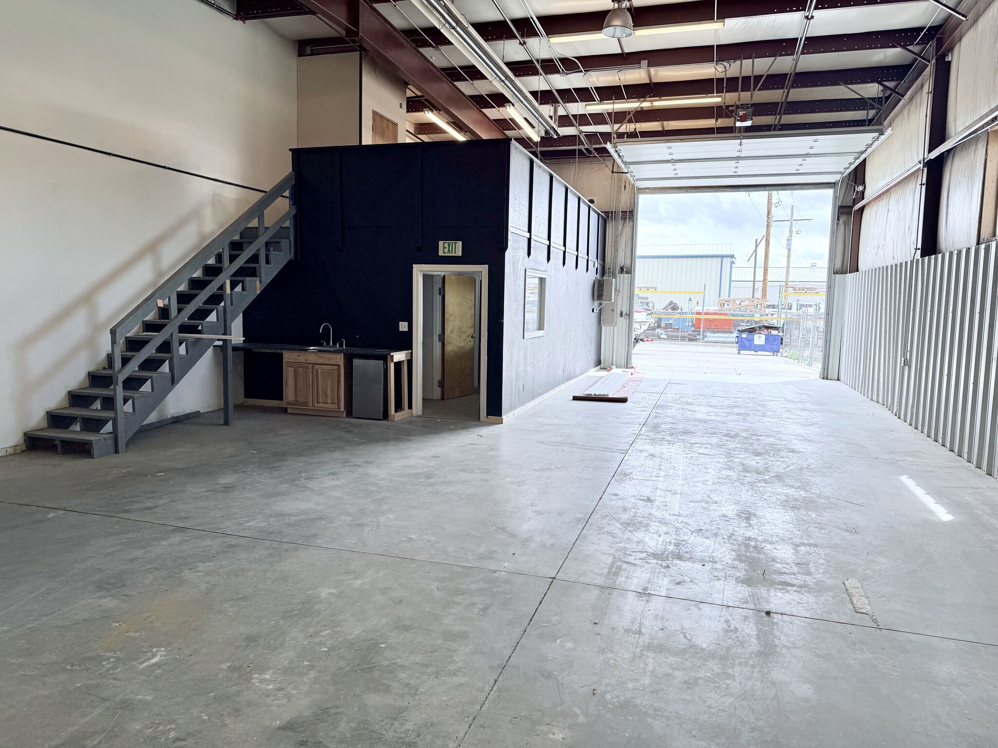 14317-14319 Longs Peak Ct, Longmont, CO for lease Interior Photo- Image 1 of 1
