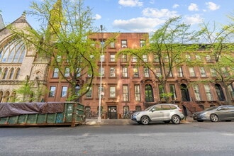 30 Saint James Pl, Brooklyn, NY for lease Building Photo- Image 1 of 14