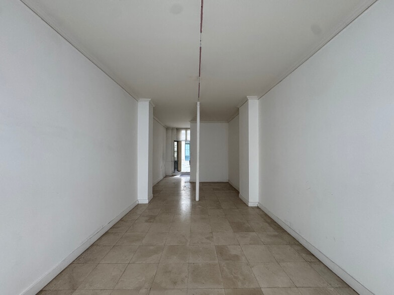 54 Rue De Verneuil, Paris for lease - Building Photo - Image 2 of 7