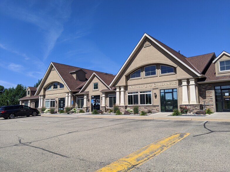 13951-13959 W Preserve Blvd, Burnsville, MN à louer - Photo du bâtiment - Image 1 de 29