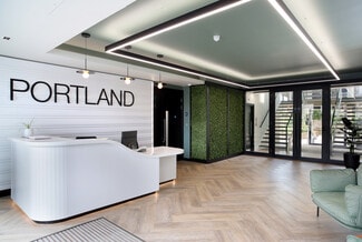 Plus de détails pour 25 High St, Crawley - Bureau à louer