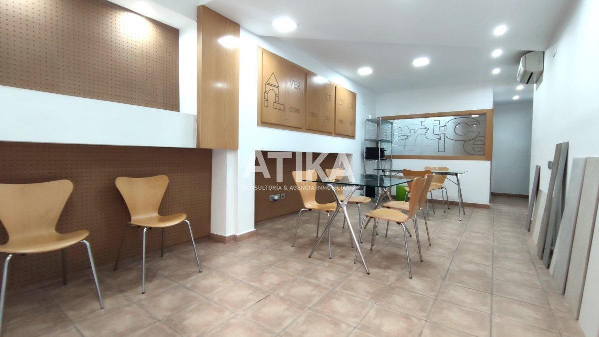 Retail in Ontinyent, Valencia for sale Interior Photo- Image 1 of 12