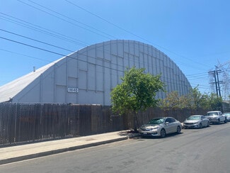 More details for 11640 Hart St, North Hollywood, CA - Industrial for Sale