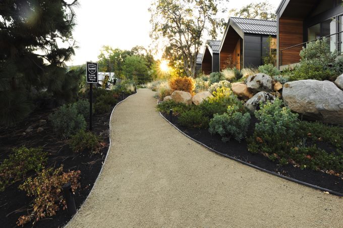 1103 3rd Ave, Mosier, OR à vendre - Photo du bâtiment - Image 2 de 18