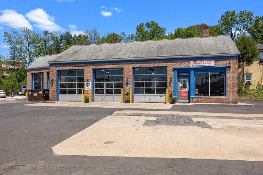 2304 Huntingdon Pike, Huntingdon Valley, PA for sale - Building Photo - Image 3 of 55