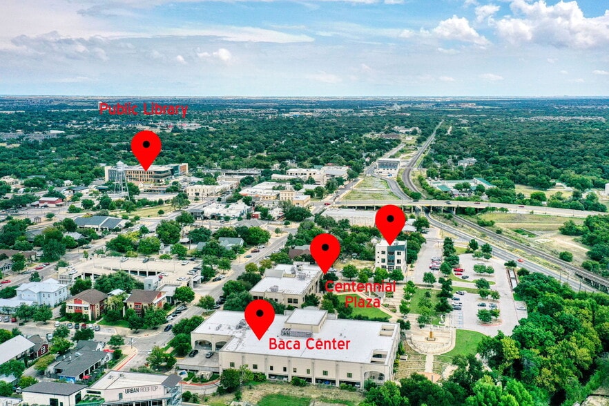 211 S Brown St, Round Rock, TX for lease - Building Photo - Image 2 of 63