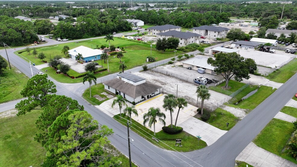 170 Enterprise Ave SE, Palm Bay, FL for lease - Building Photo - Image 3 of 8