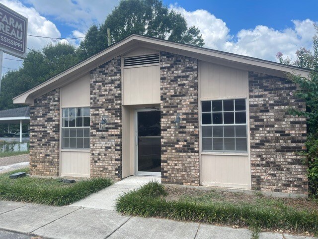 108 Allen St, Purvis, MS for sale - Building Photo - Image 2 of 10