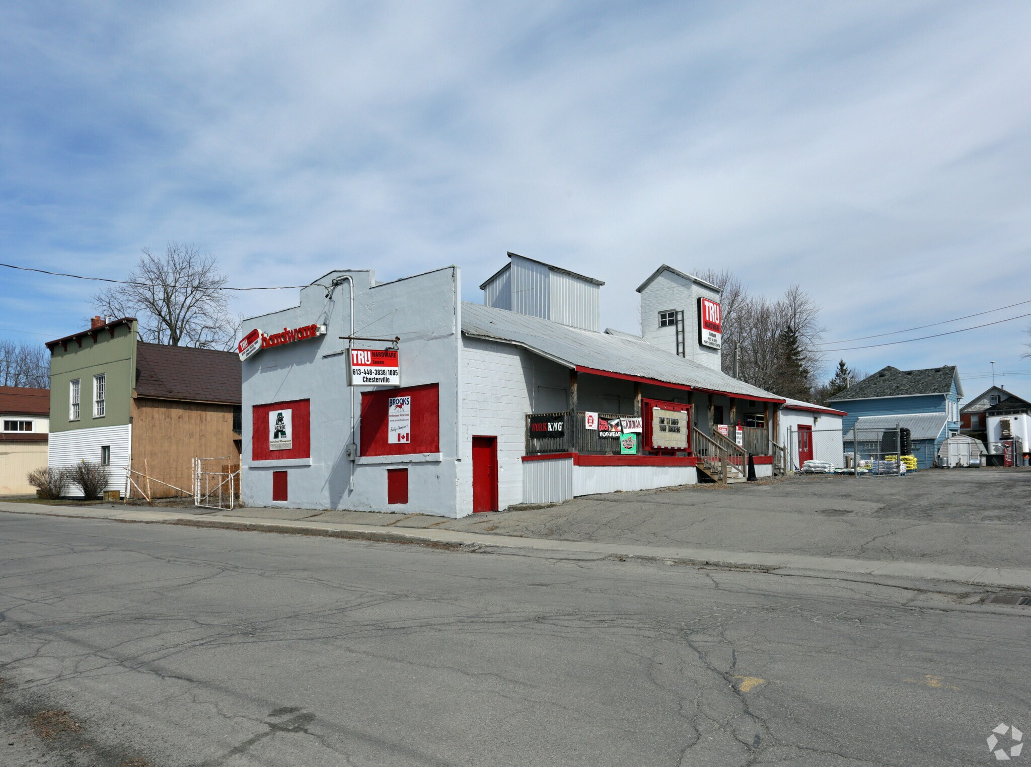 33 King St, North Dundas, ON for sale Primary Photo- Image 1 of 1