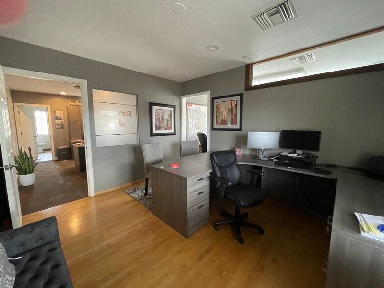 314 E Thomas Rd, Phoenix, AZ for lease - Interior Photo - Image 2 of 26