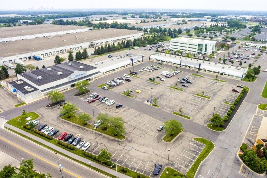 2118-2132 Stringtown Rd, Grove City, OH à louer - Photo du bâtiment - Image 3 de 6