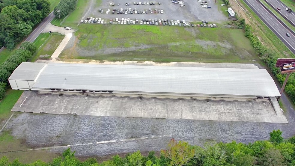 325 Lovers Lane Rd SE, Calhoun, GA à louer - Photo du bâtiment - Image 2 de 6