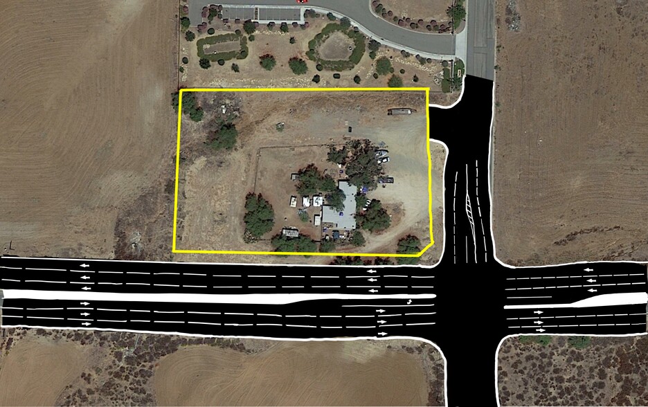 24500 Clinton Keith Rd, Wildomar, CA for sale - Building Photo - Image 2 of 2