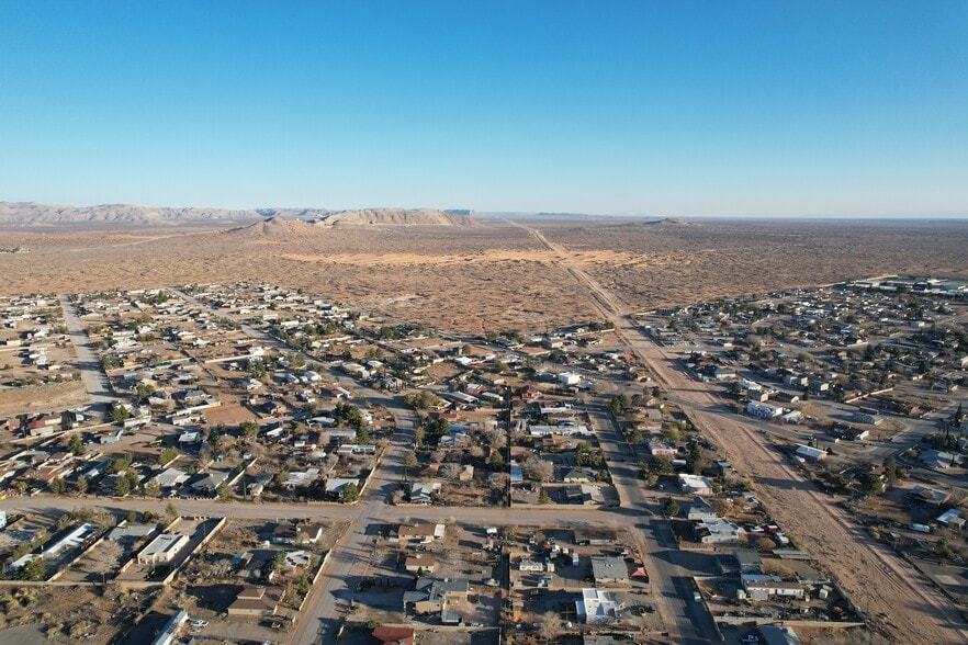15000 Stacy Ann Dr, El Paso, TX for sale - Building Photo - Image 3 of 8