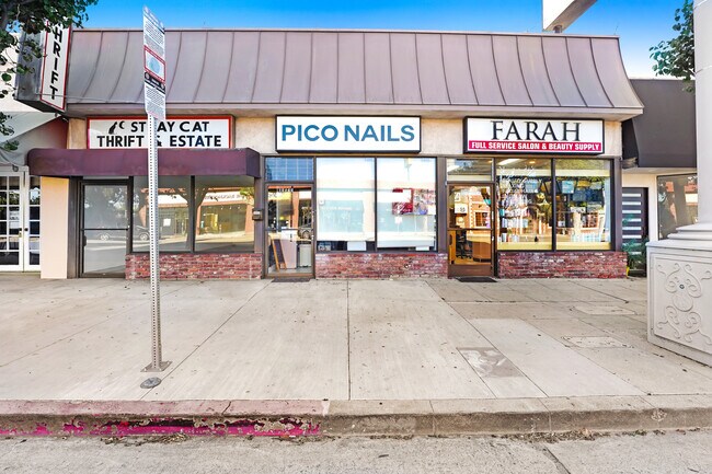 Plus de détails pour 10918 W Pico Blvd, Los Angeles, CA - Commerce de détail à louer