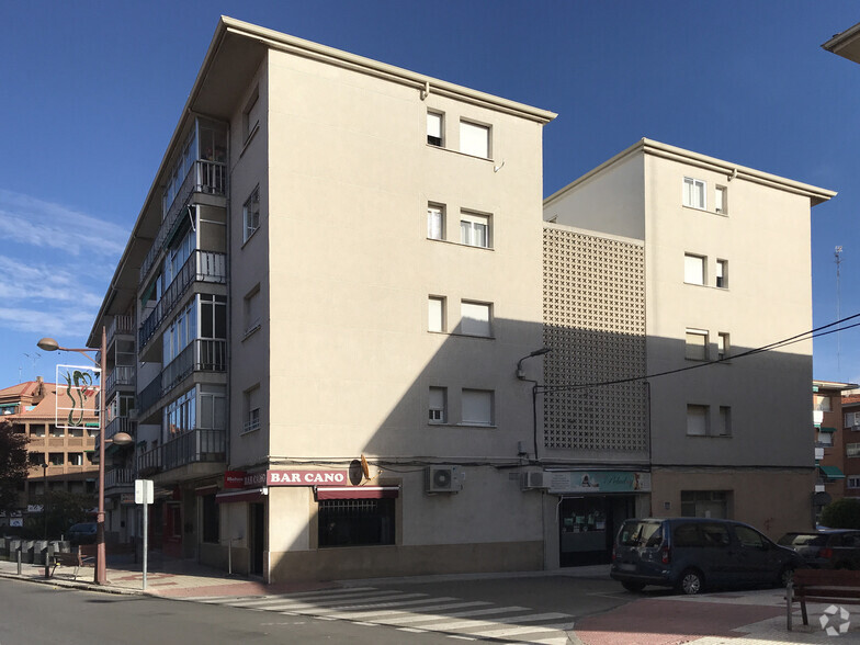 Avenida Guadalajara, 13, Azuqueca de Henares, Guadalajara à louer - Photo du bâtiment - Image 2 de 2