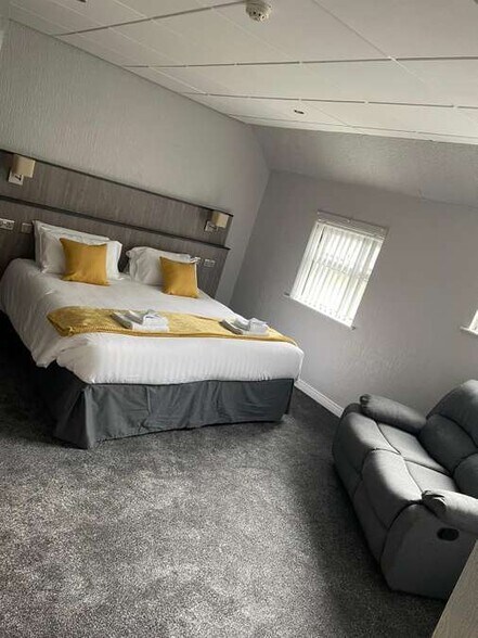 39-41 Main St, Portrush à vendre - Photo du bâtiment - Image 3 de 6