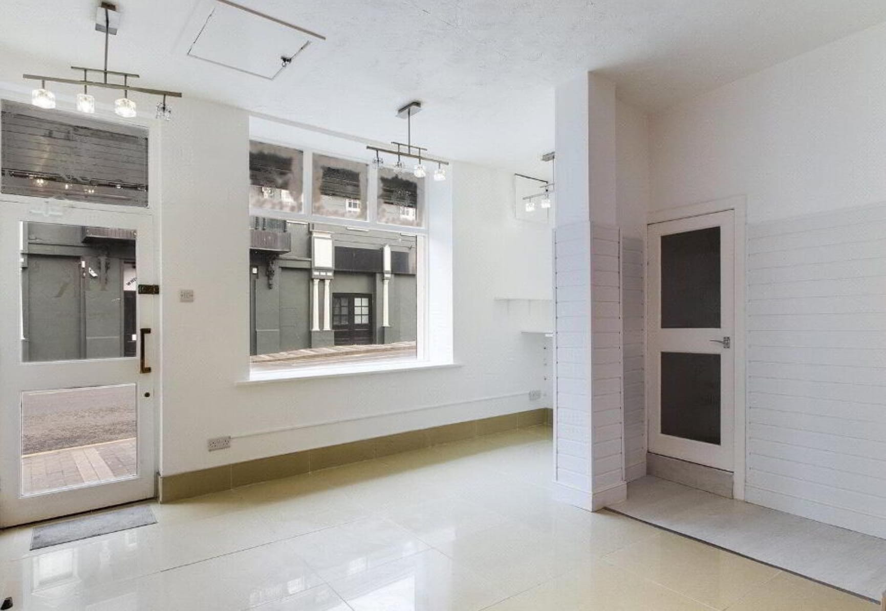 2C Monaghan St, Newry à louer Photo intérieure- Image 1 de 2