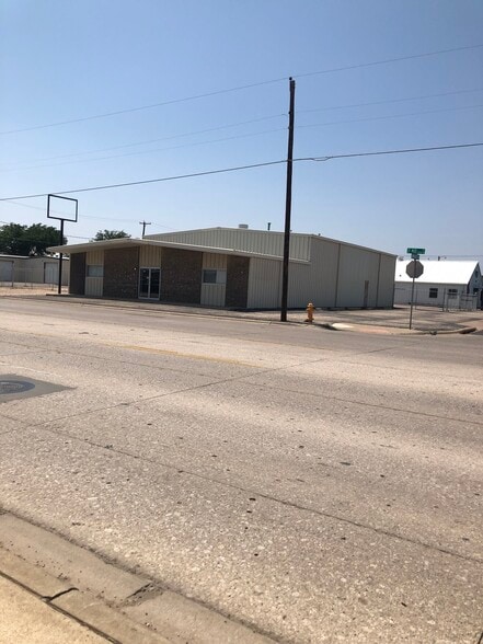 1400 W 2nd St, Odessa, TX for lease - Primary Photo - Image 1 of 16