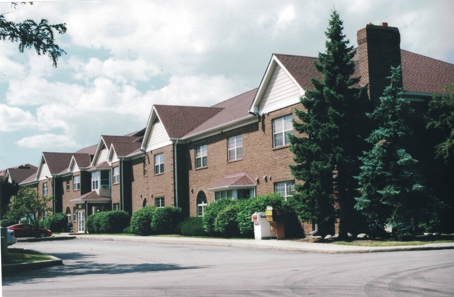 855 E Golf Rd, Arlington Heights, IL à louer - Photo du bâtiment - Image 3 de 3