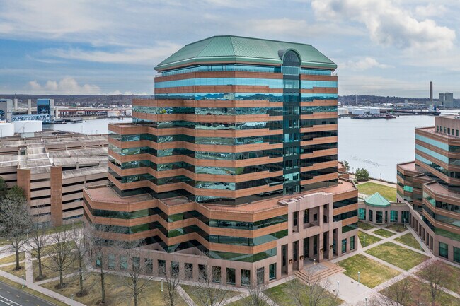 Plus de détails pour 555 Long Wharf Dr, New Haven, CT - Bureau à louer