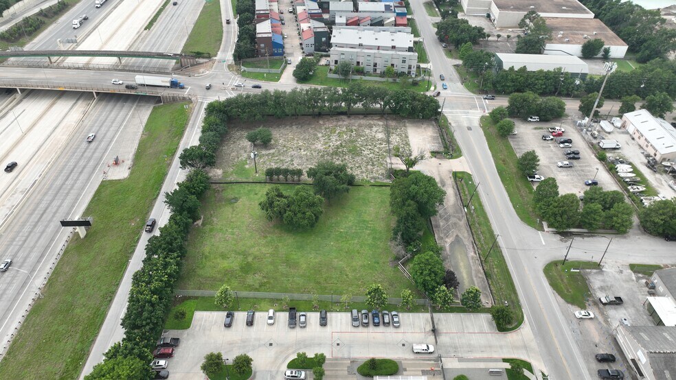 6897 Ardmore St, Houston, TX à vendre - Photo du bâtiment - Image 2 de 4