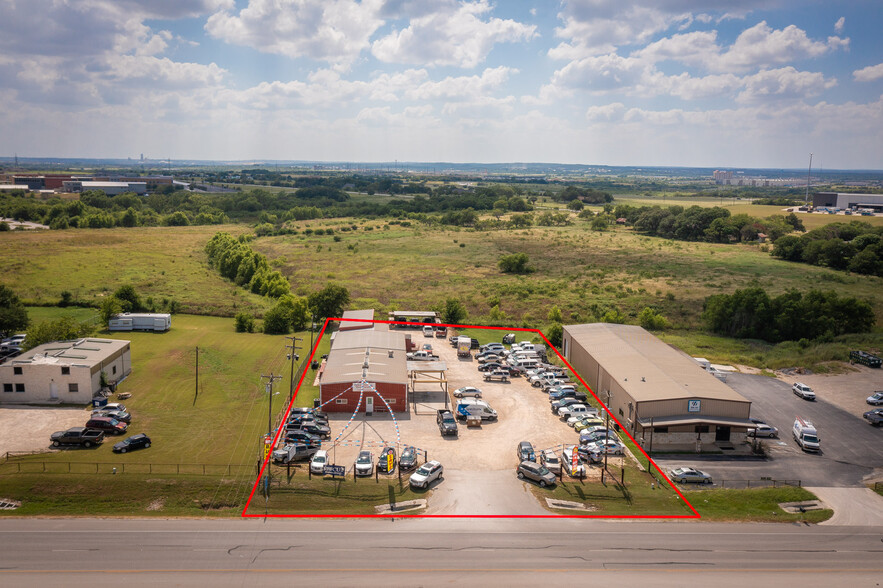 3600 N State Highway 123, San Marcos, TX for lease - Building Photo - Image 1 of 12