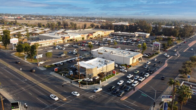 More details for 2683-2693 Mount Vernon Ave, Bakersfield, CA - Retail for Lease