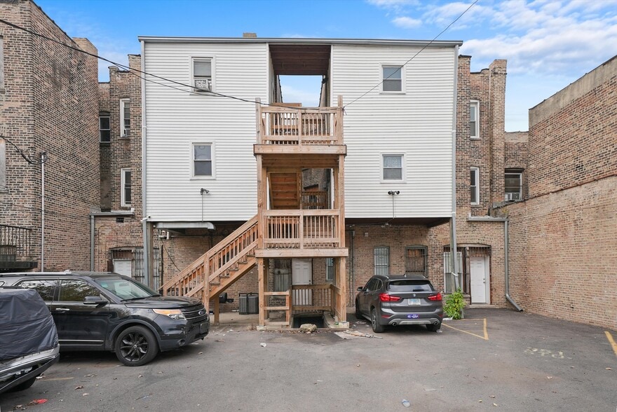 351 S Cicero Ave, Chicago, IL à vendre - Photo du bâtiment - Image 3 de 53