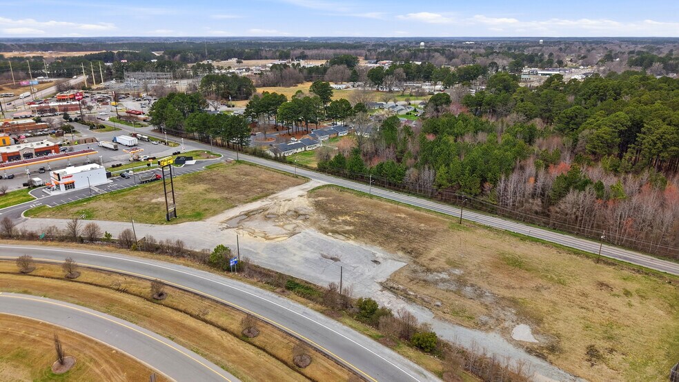 433 US Hwy 70 E, Selma, NC à vendre - Photo du bâtiment - Image 2 de 10