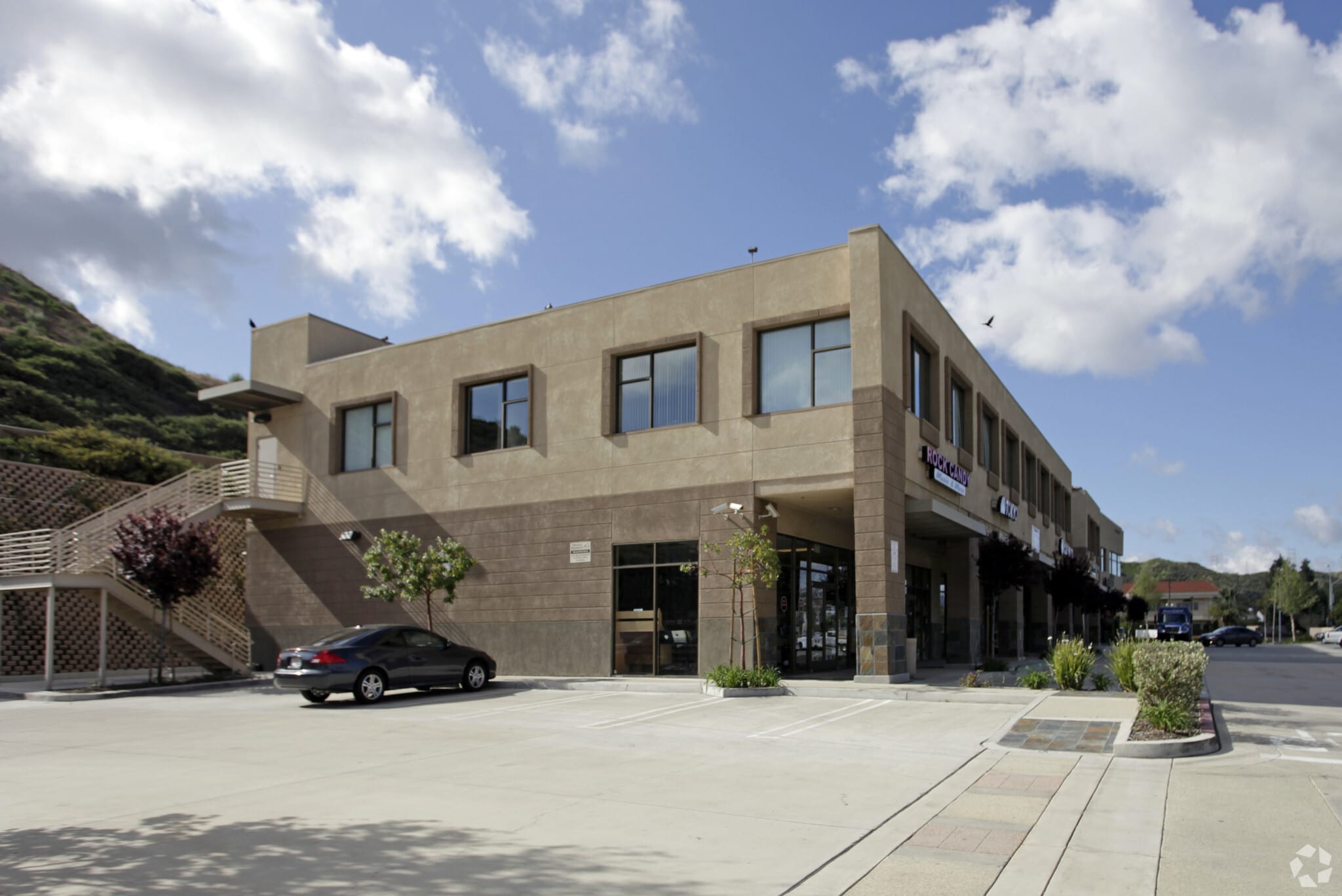 28040 Bouquet Canyon Rd, Saugus, CA for lease Primary Photo- Image 1 of 4