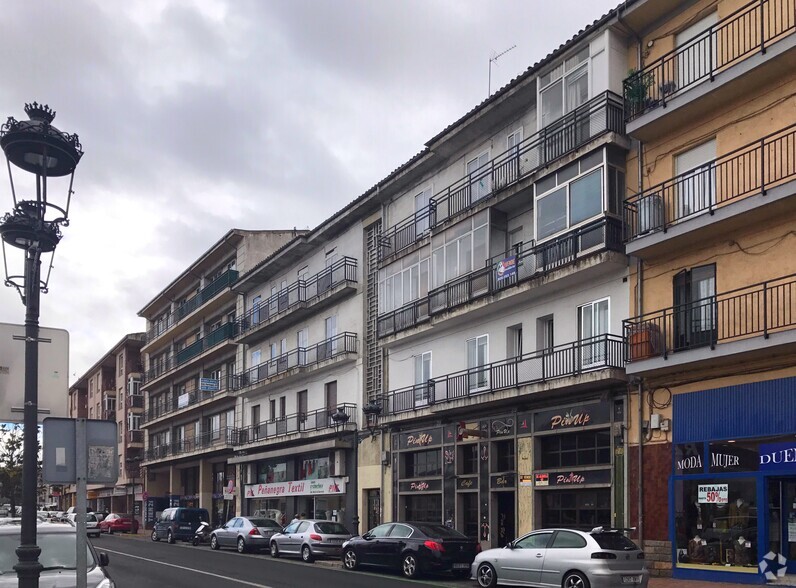 Avenida De Portugal, 37, Ávila, Ávila à vendre - Photo du bâtiment - Image 2 de 2