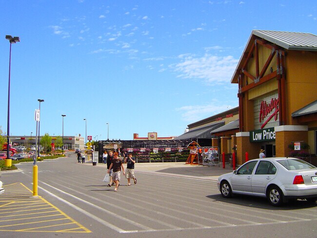 Plus de détails pour 2705 NE 238th Dr, Troutdale, OR - Commerce de détail à louer