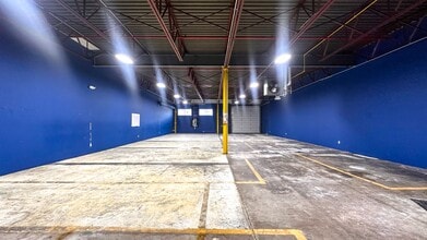 9 Britton Dr, Bloomfield, CT à louer Photo intérieure- Image 2 de 8